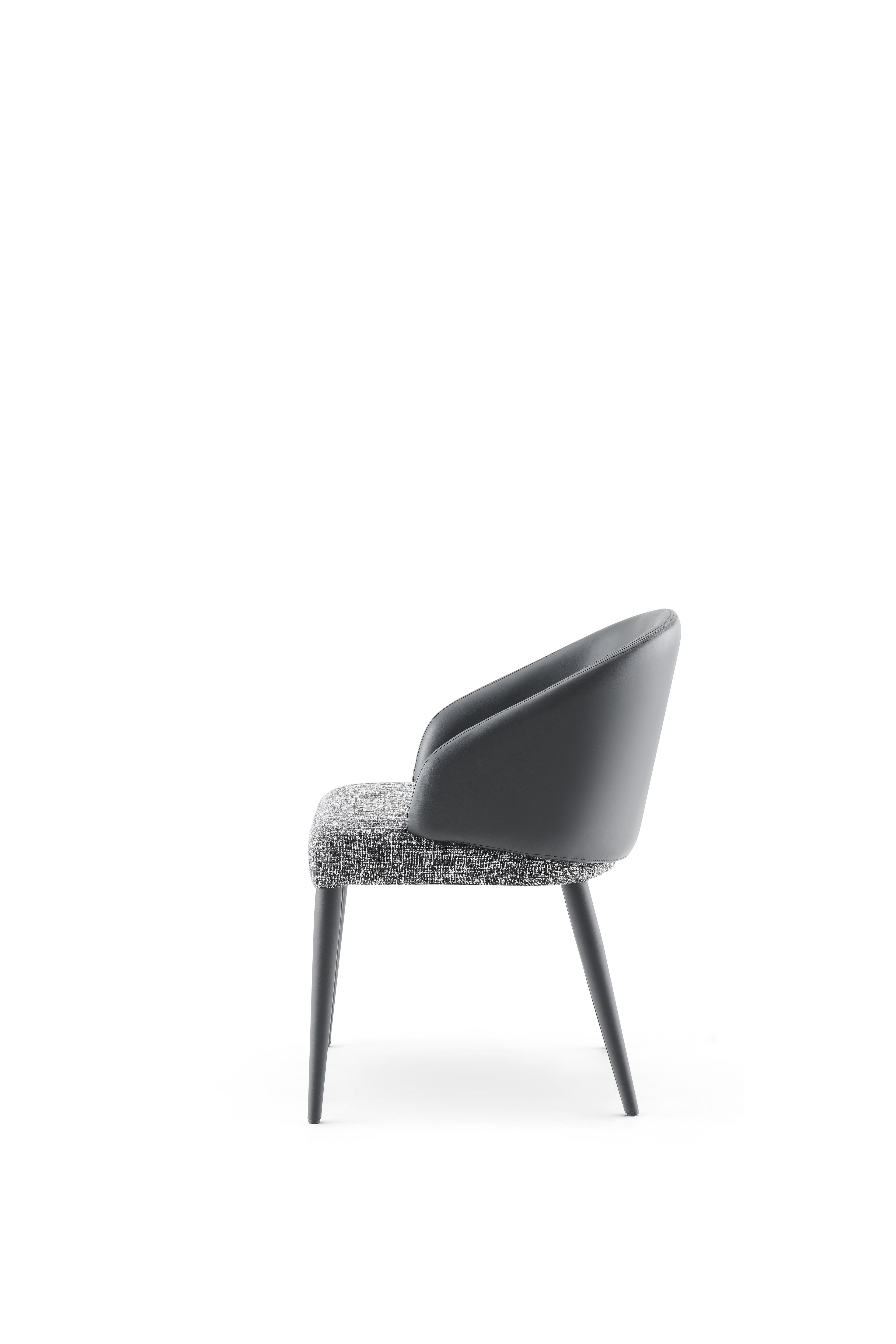 Contrasto Dining Chair — lifestyle